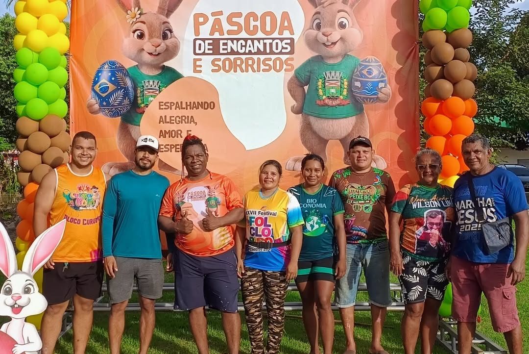 A Secretaria Municipal de Cultura realizou a entrega da ornamentação especial de Páscoa, levando mais cor, alegria e significado para a Páscoa de encantos e sorrisos.